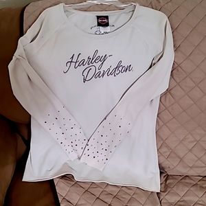 Harley Davidson women's long sleeve in size large in a sand color